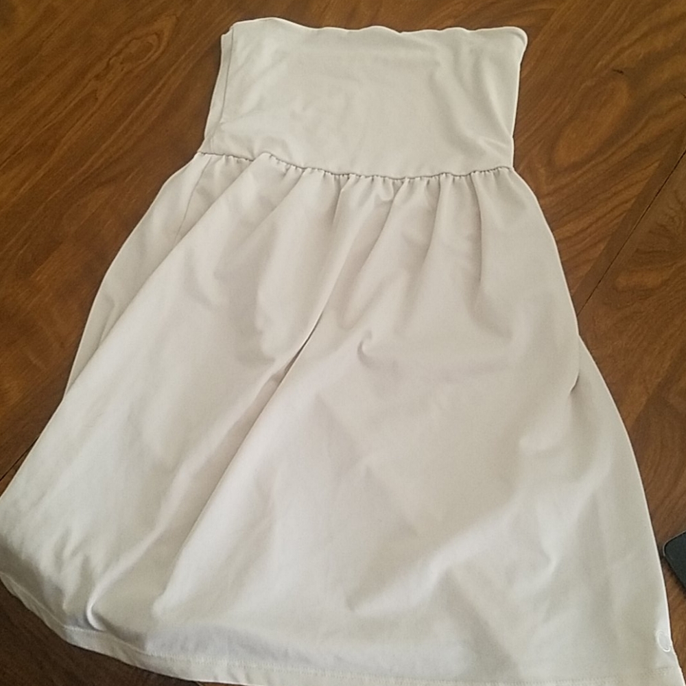 Strapless dress